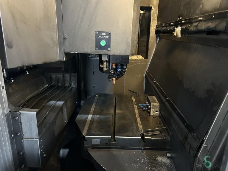 Freesmachines universeel Hwacheon VESTA-610D 2013