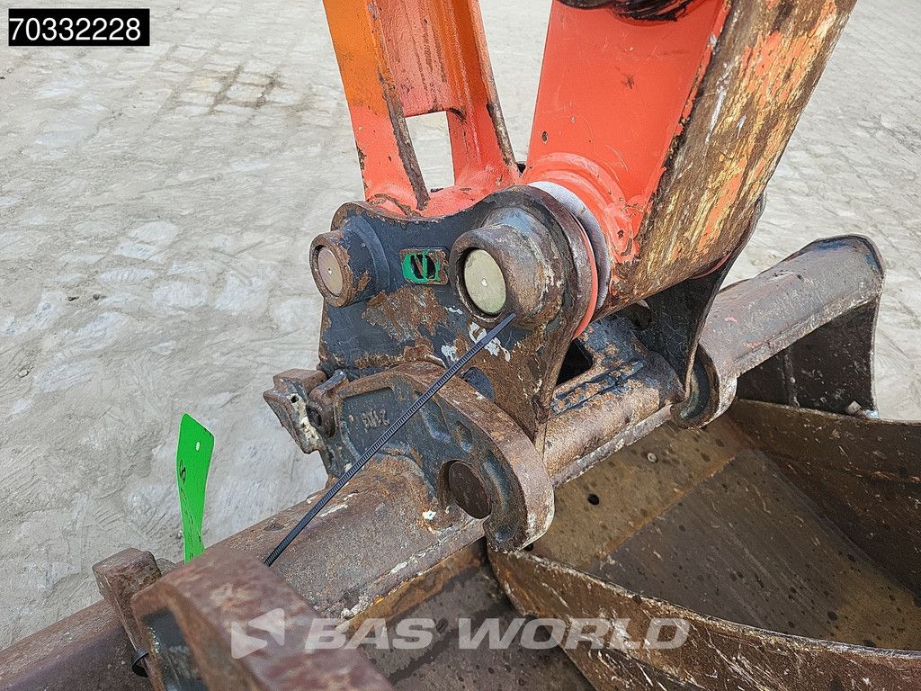 Kubota U36 -4 3 Buckets