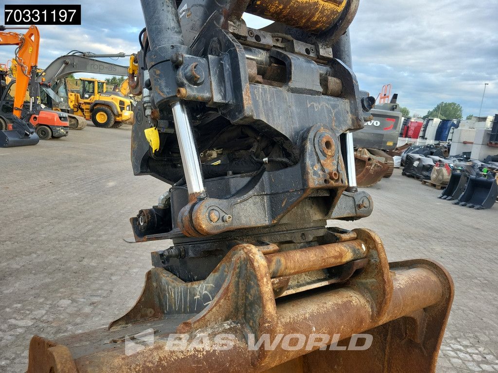 Caterpillar 326 07A GPS - 2 Buckets