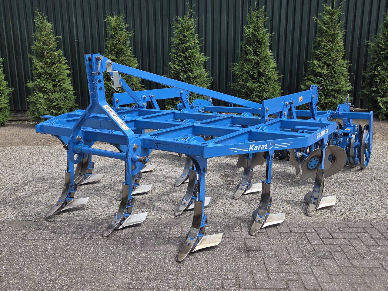 Lemken Karat 9 Cultivator Vleugelcultivator