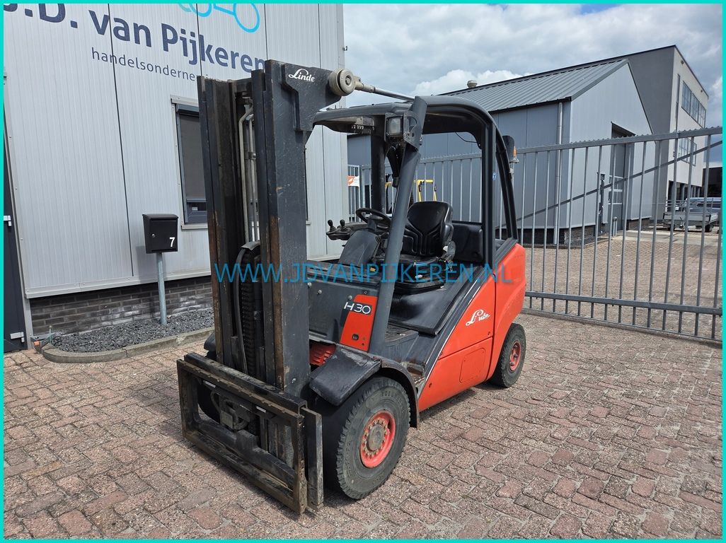 Linde H30D diesel triplex + freelift + sideshift