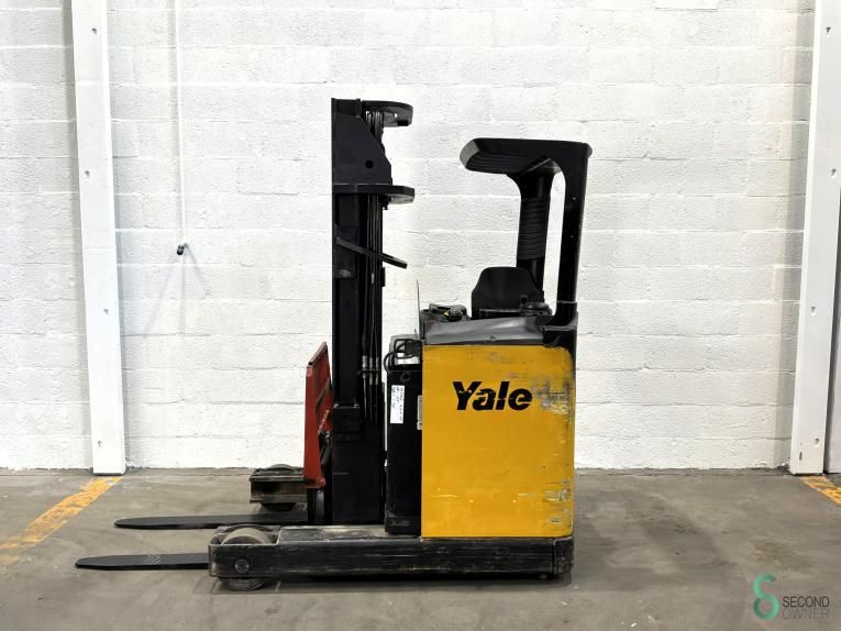 Schubmaststapler Elektrisch Yale MR16N 2005