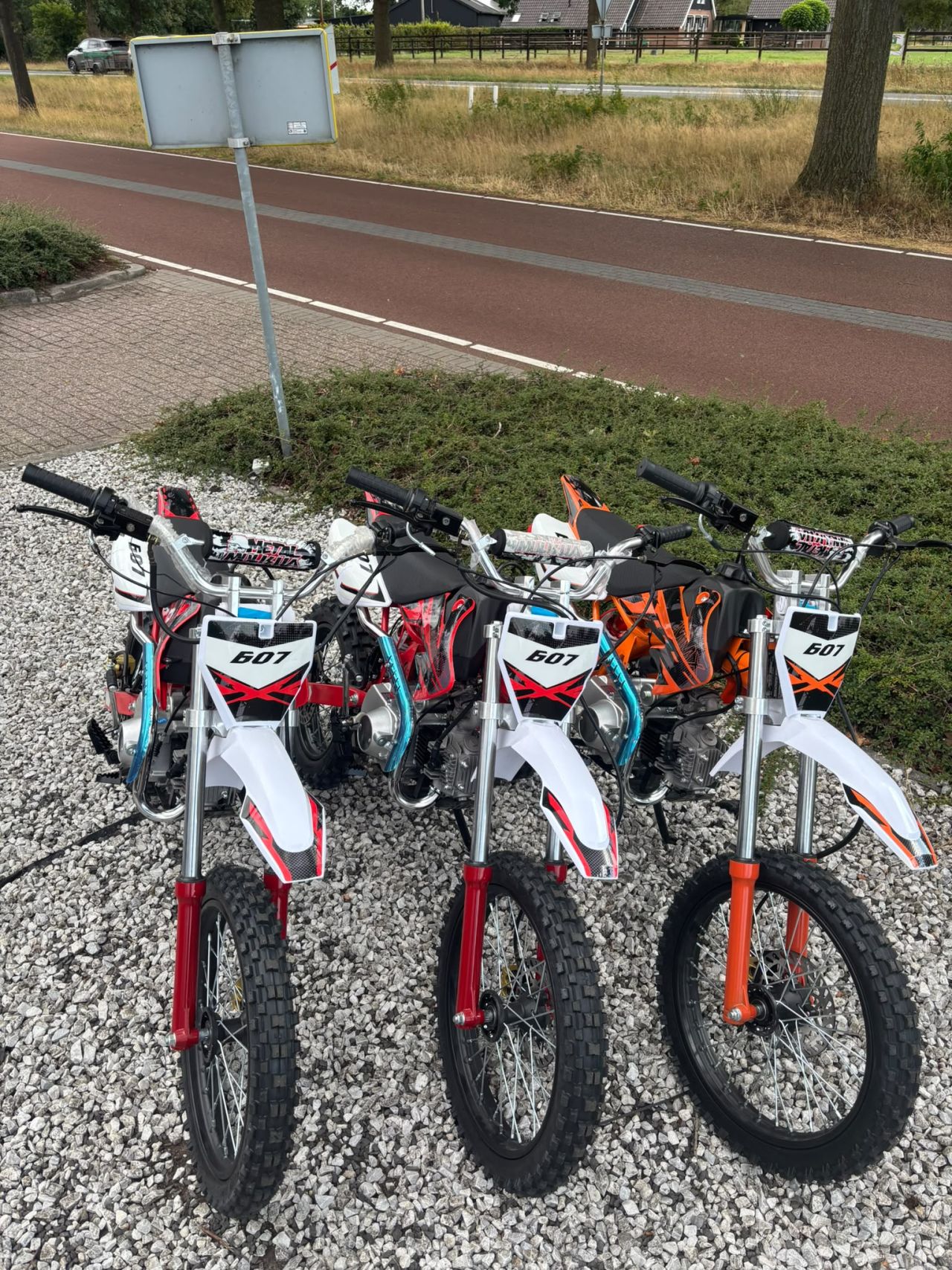 125cc 4-takt crossmotor dirtbike schakel 17/14 offroad