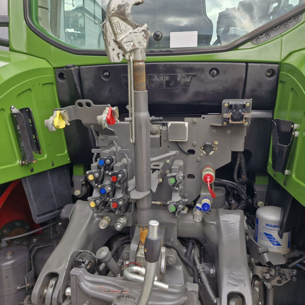 Fendt 718 vario S4 profi plus