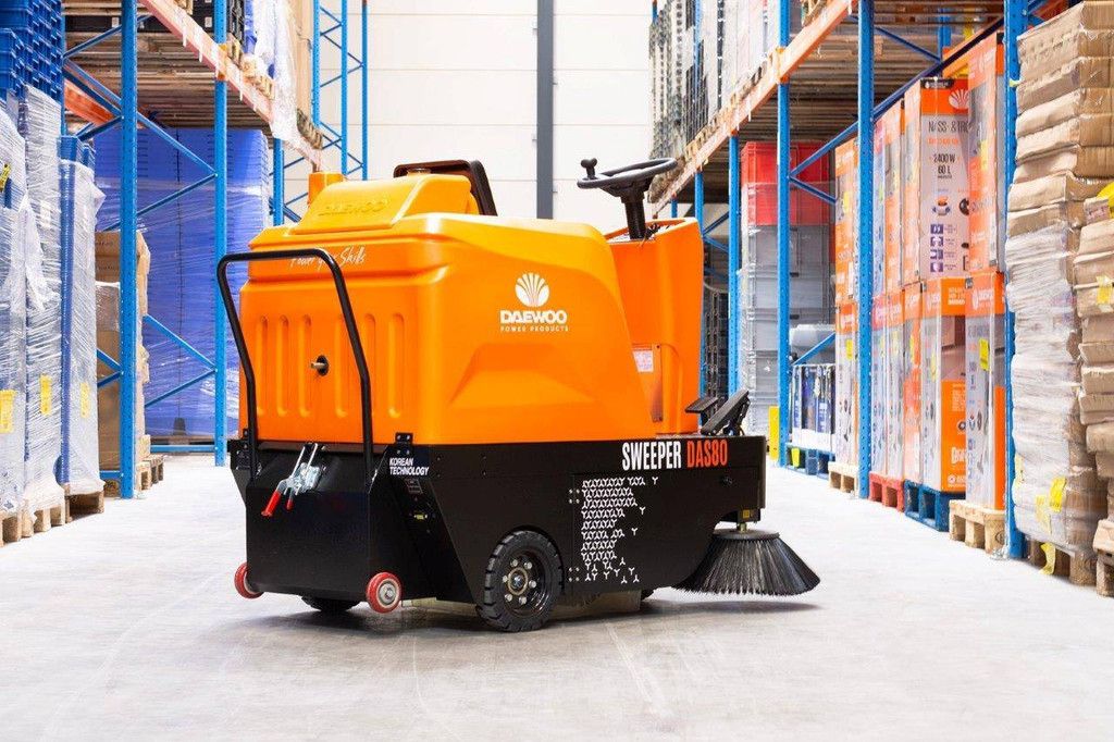 Kehrmaschine Daewoo Das80 Electric 700W 2025 Neu