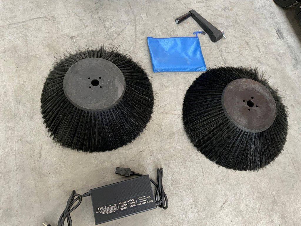 Kehrmaschine Daewoo Das80 Electric 700W 2025 Neu