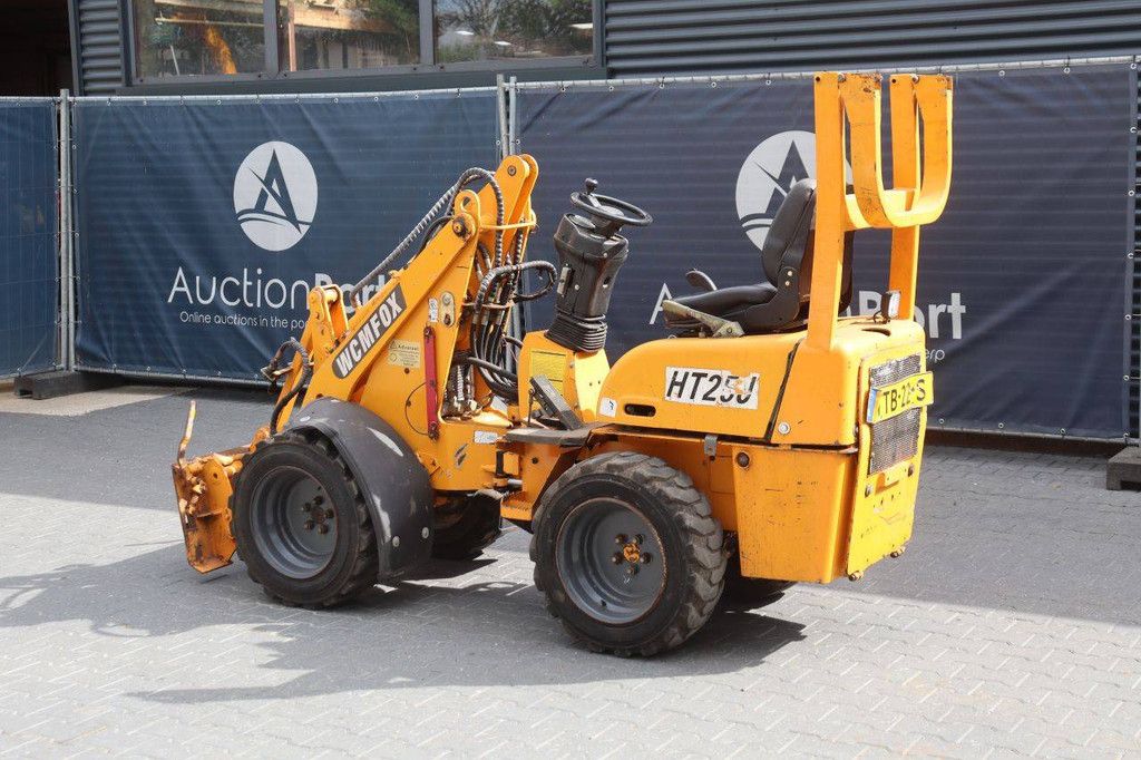 Wiellader WCM FOX HT25J Diesel 18.5kW 2008
