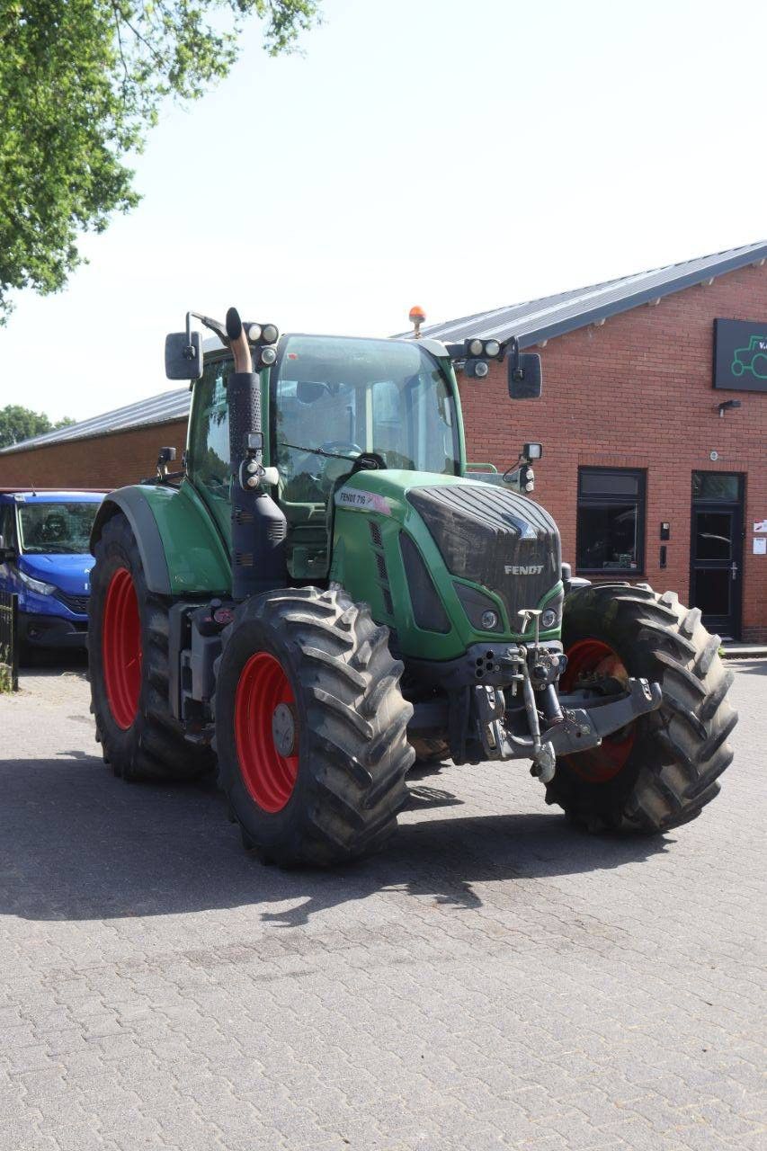 Tractor Fendt 716 Vario Diesel