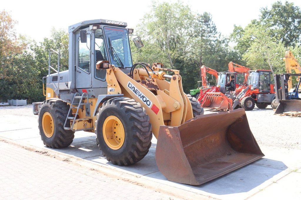 Daewoo Mega 200 Diesel Wheel Loader 101kW 1996