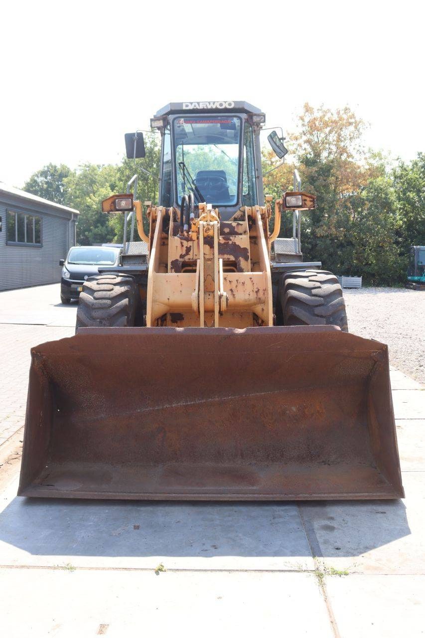 Daewoo Mega 200 Diesel Wheel Loader 101kW 1996