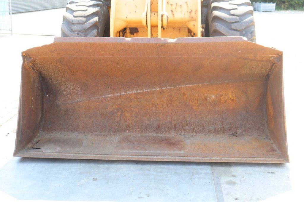 Daewoo Mega 200 Diesel Wheel Loader 101kW 1996
