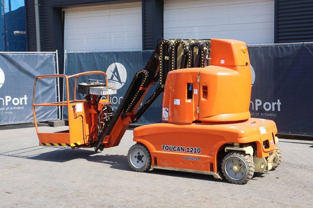 JLG Toucan 1210 Electric Mast Lift 200kg 12m 2005