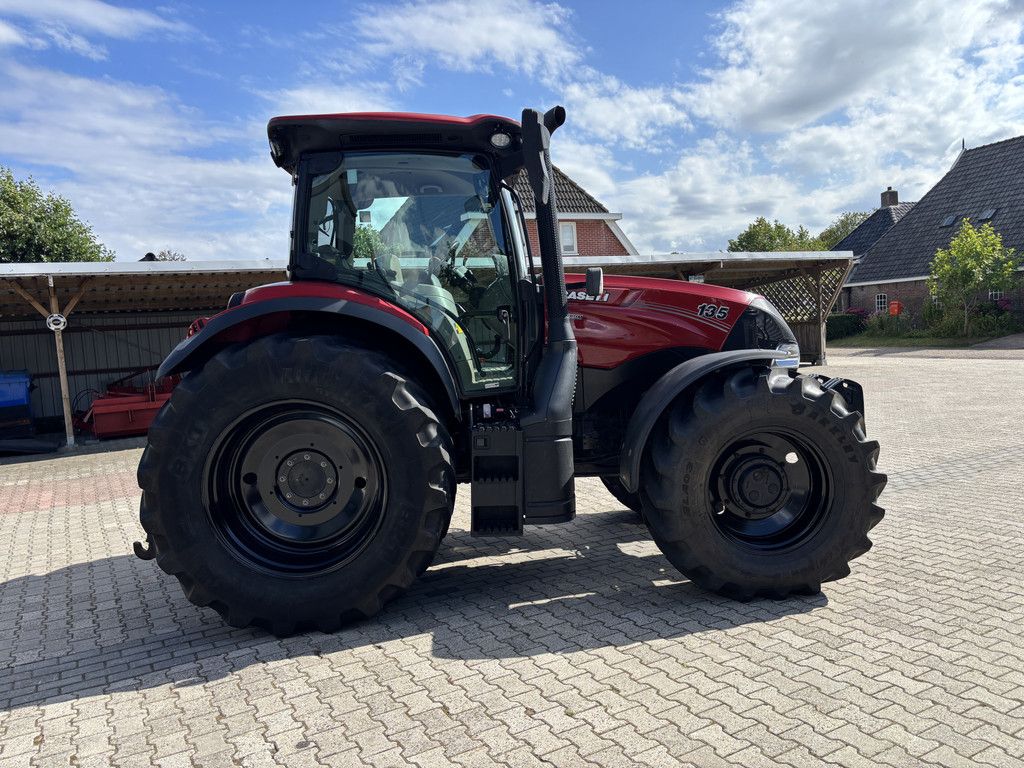 Case IH Maxxum 135. Vooras en Cabine vering, 40km eco