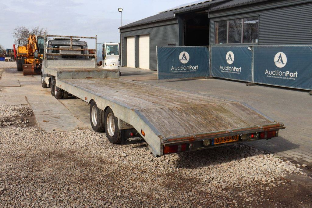 Iveco Daily 35C17 Diesel 166 PS 2006 BE Traktor mit Halbtieflader