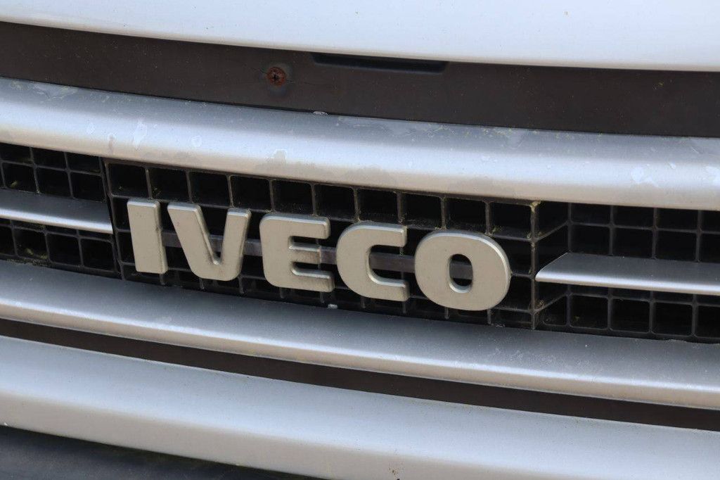 Iveco Daily 35C17 Diesel 166 PS 2006 BE Traktor mit Halbtieflader
