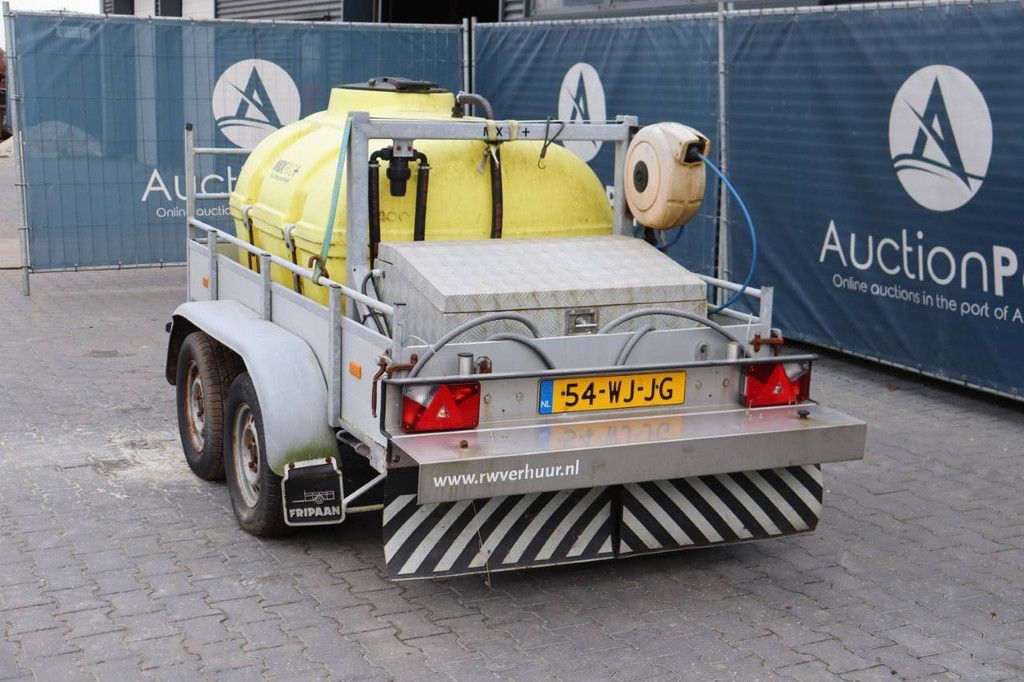 Trailer Hapert 2013