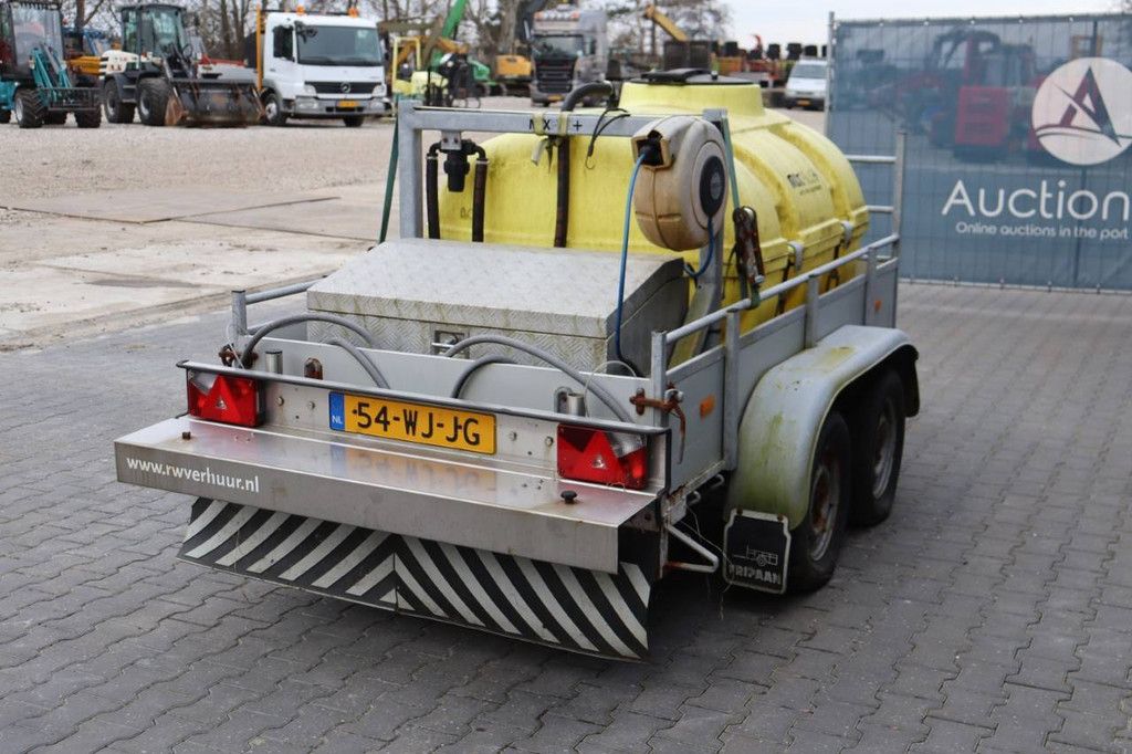 Trailer Hapert 2013