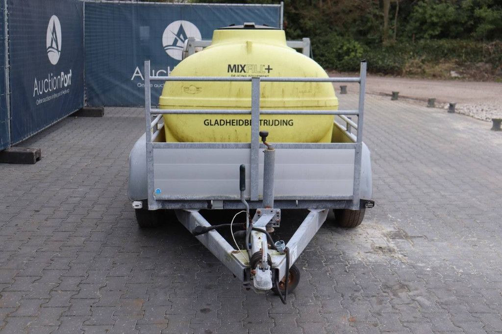 Trailer Hapert 2013
