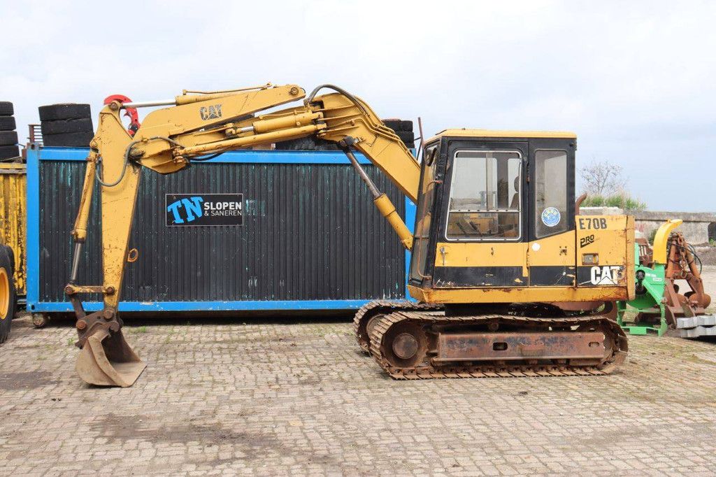 Raupenbagger Caterpillar E70B Diesel 40kW