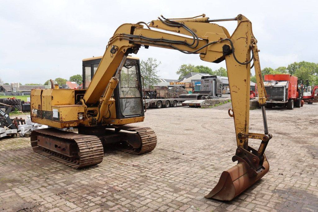 Raupenbagger Caterpillar E70B Diesel 40kW