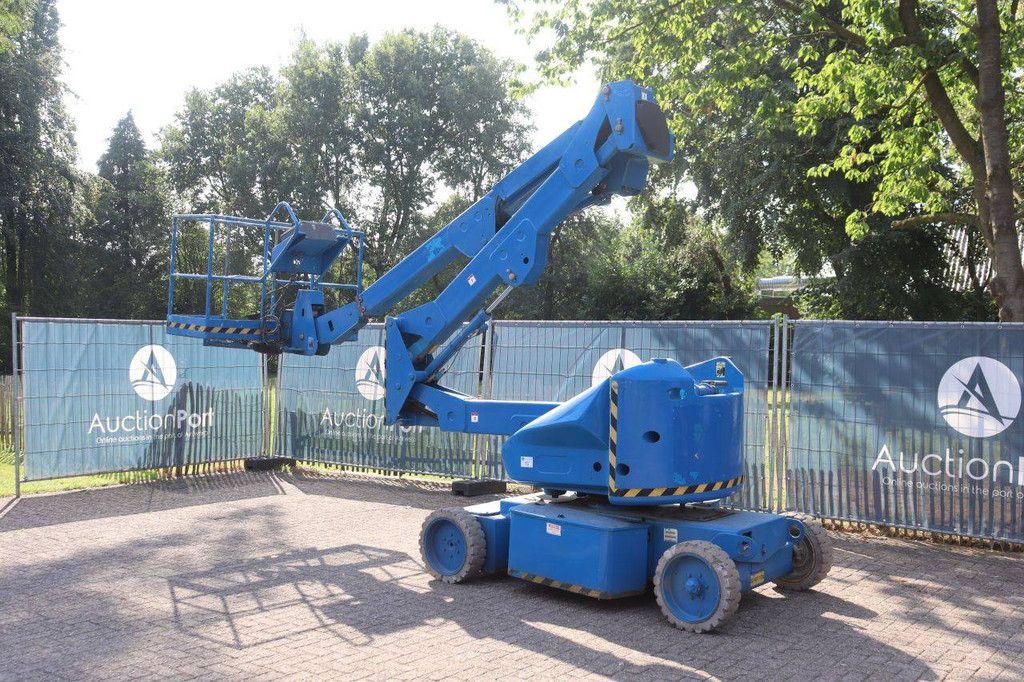 JLG N40ELECTRIC Articulated Boom Lift Electric 14.1m 1998 (Margin)