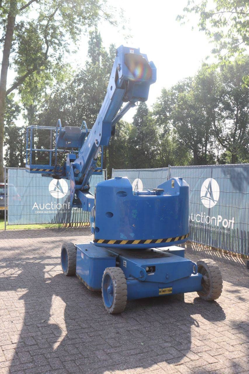JLG N40ELECTRIC Articulated Boom Lift Electric 14.1m 1998 (Margin)