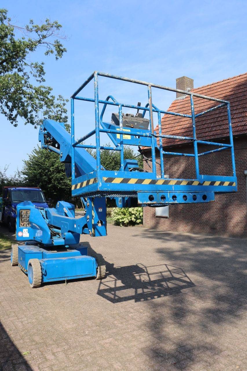 JLG N40ELECTRIC Articulated Boom Lift Electric 14.1m 1998 (Margin)