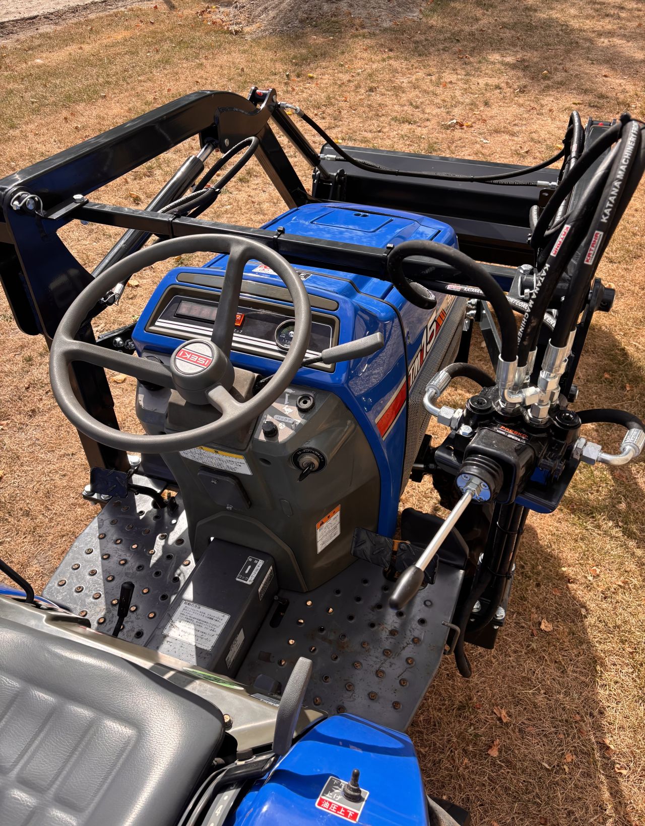 Iseki TM15 4x4 met nieuwe voorlader en grote beurt