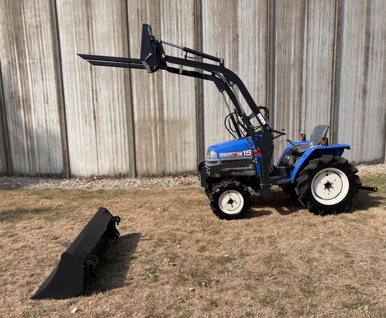 Iseki TM15 4x4 met nieuwe voorlader en grote beurt