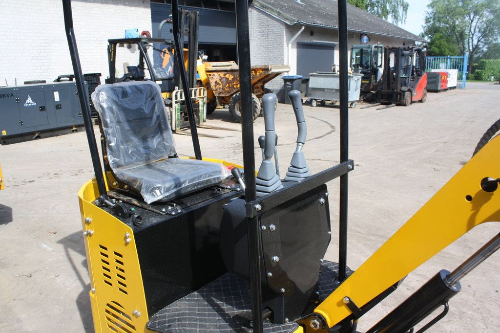 Minibagger Nuoman EPS NM-E12 Diesel 7kW Demo