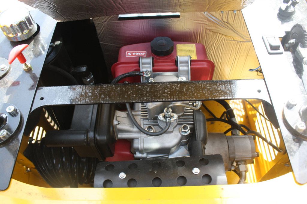 Minibagger Nuoman EPS NM-E12 Diesel 7kW Demo