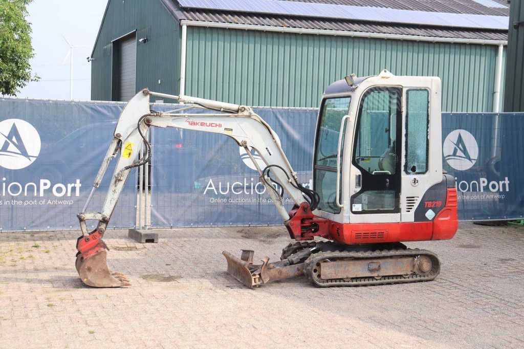 Mini excavator Takeuchi TB219 Diesel 12kW 2014
