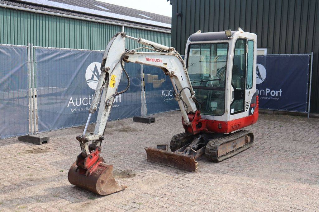 Mini excavator Takeuchi TB219 Diesel 12kW 2014
