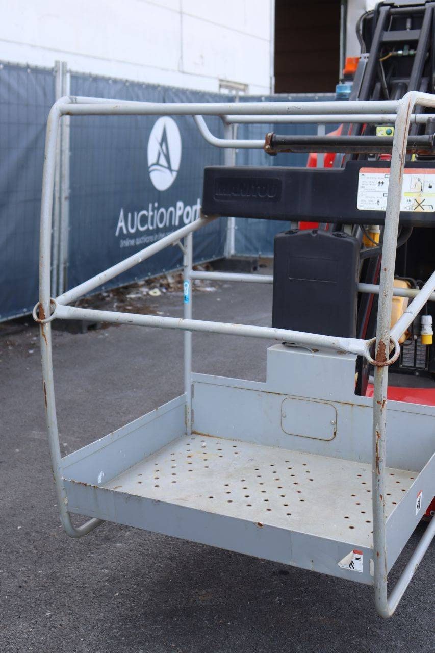 Mast lift Manitou 100 VJR Electric 9.9m 2017