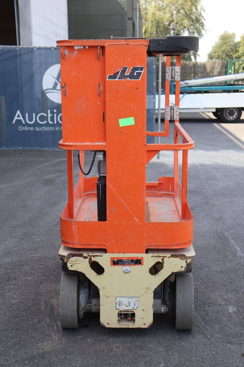 JLG 1230ES Electric Mast Lift 5.66m 2014