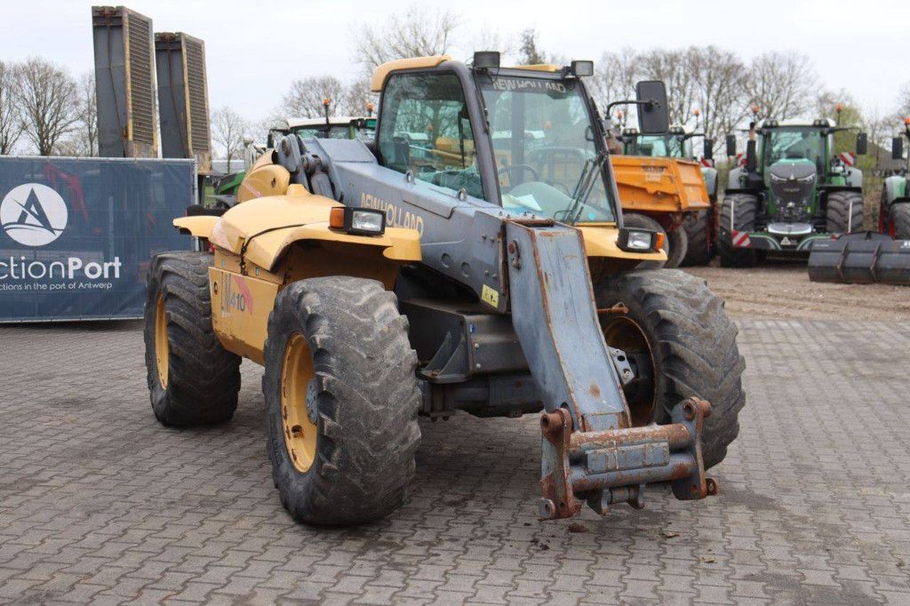 New Holland LM 410 Diesel Telehandler 2000