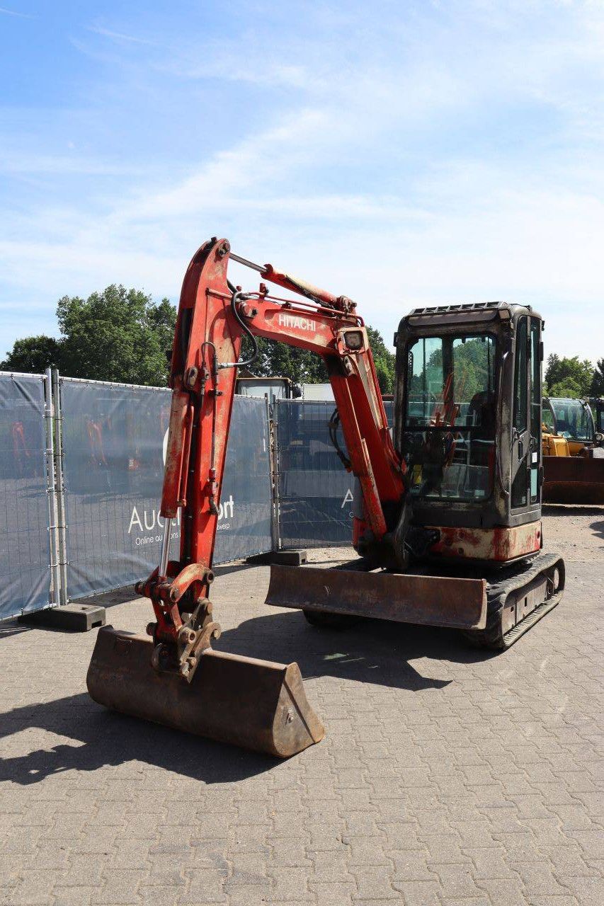 Crawler excavator Hitachi ZX30U-2 Diesel 22.3kW 2005