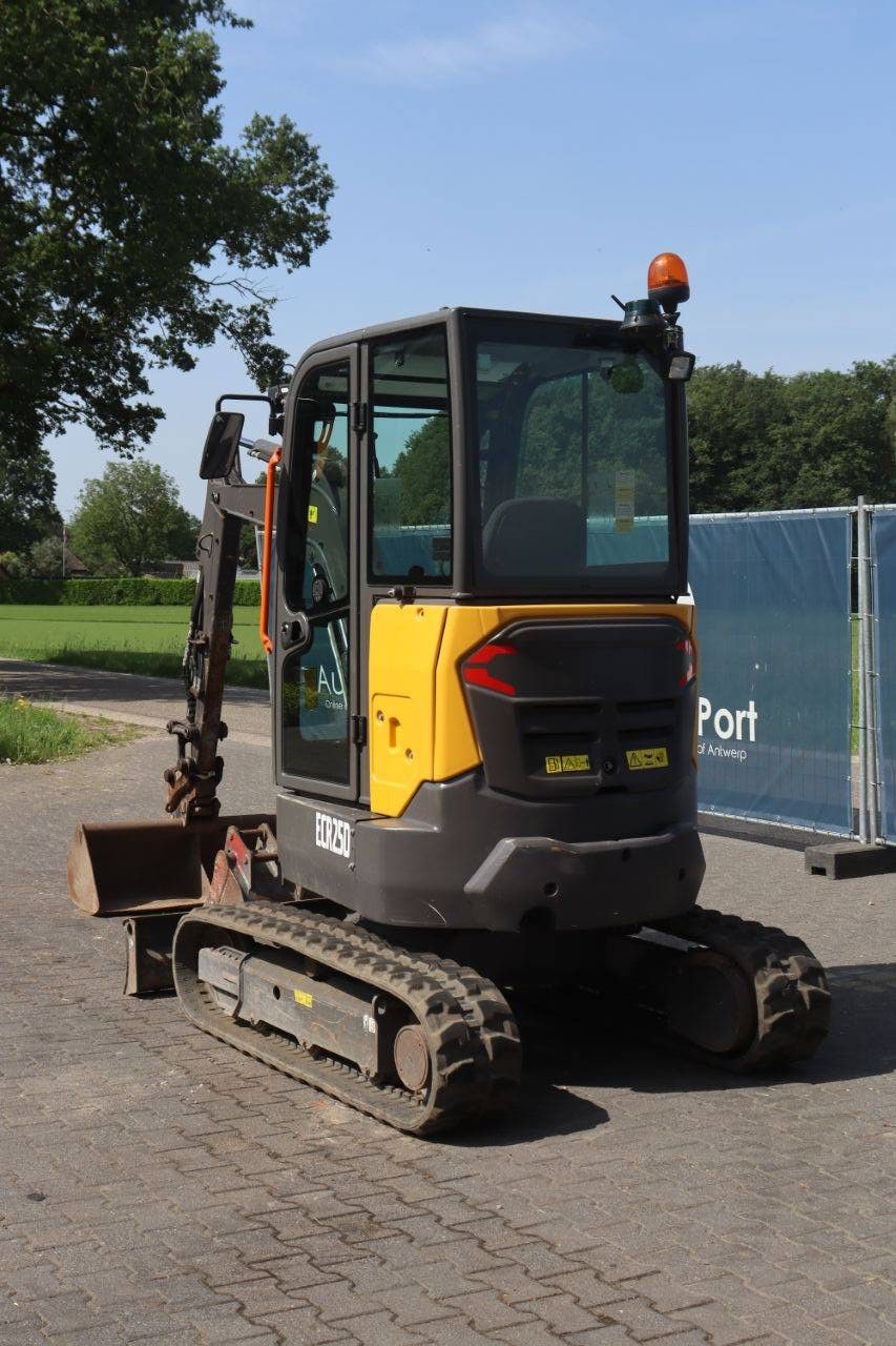 Minigraver Volvo ECR25D Diesel 2023