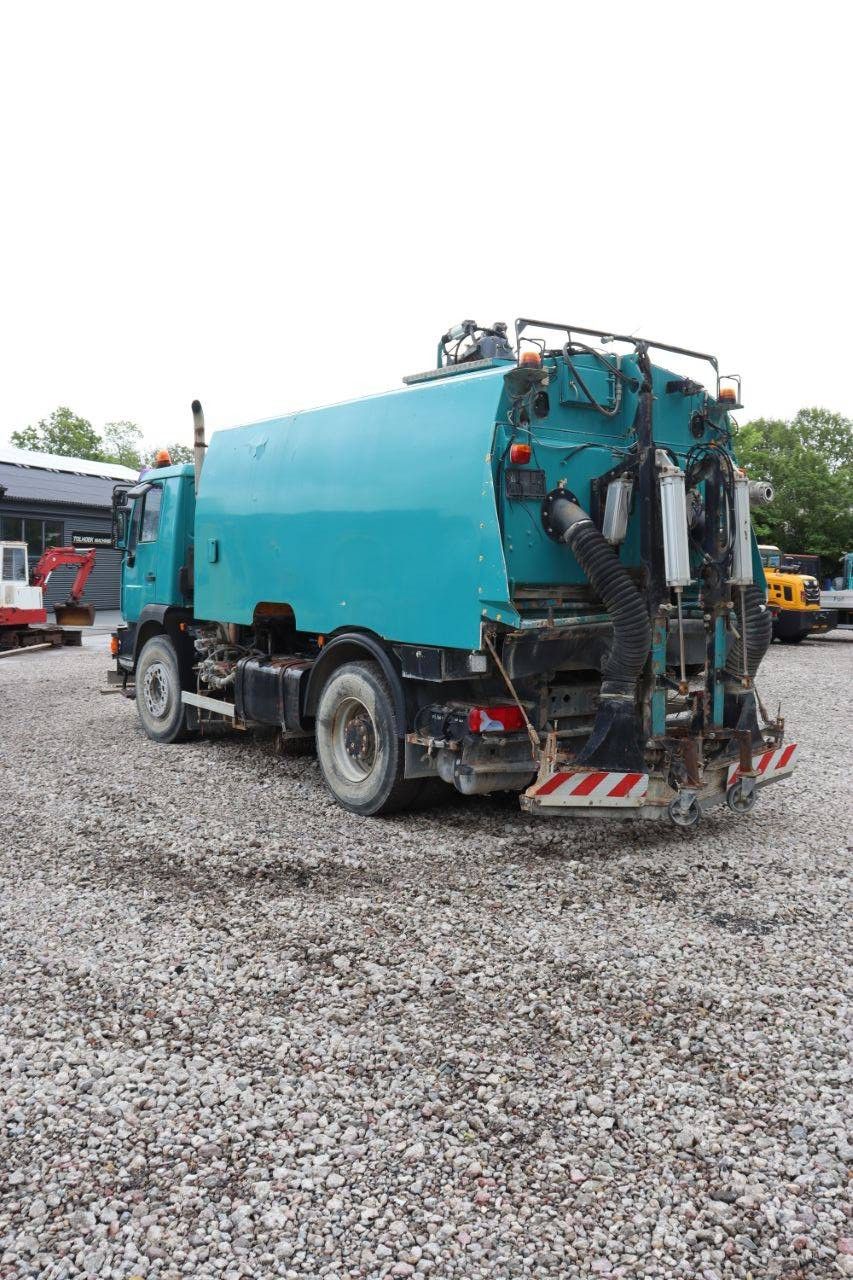 Straßenkehrmaschine MAN VIAJET 7 R/HS Diesel 2005