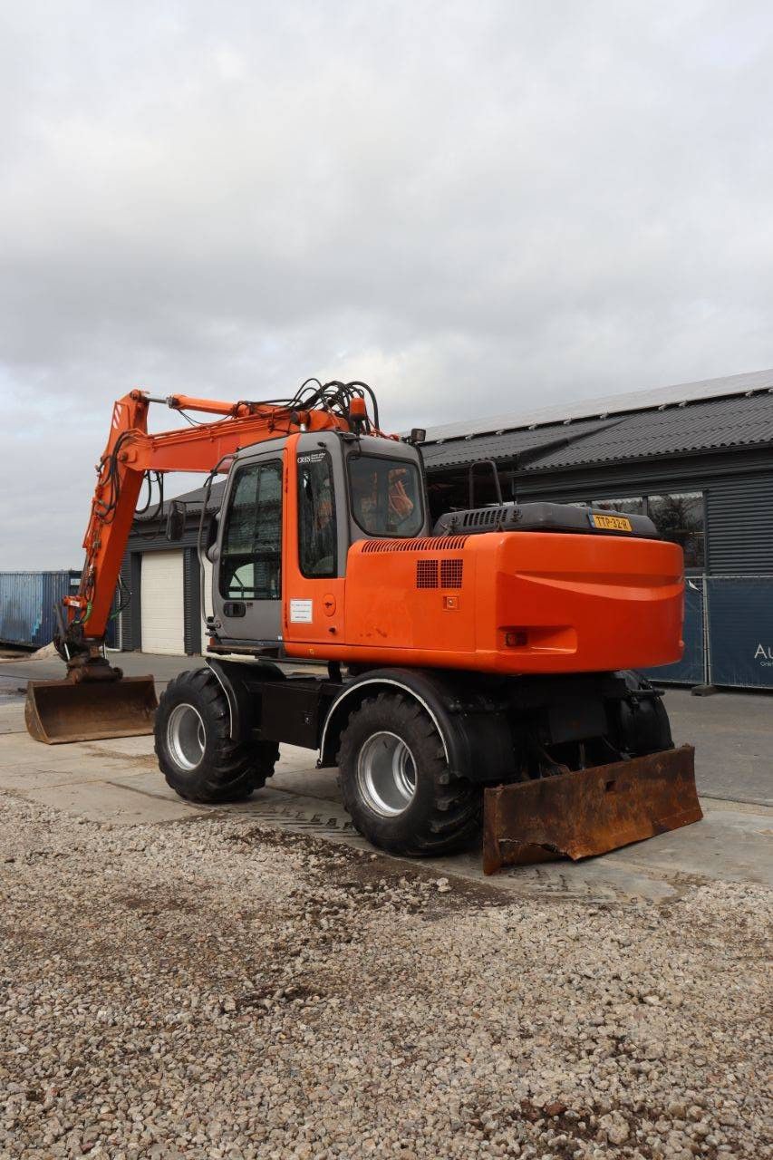 Wielgraafmachine Hitachi ZX160W Diesel 2007