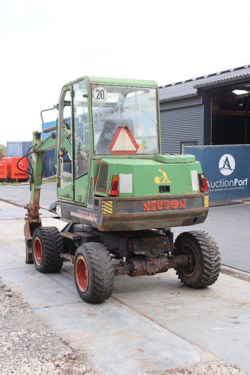 Neuson 3800 WD Diesel 40kW Wheeled Excavator