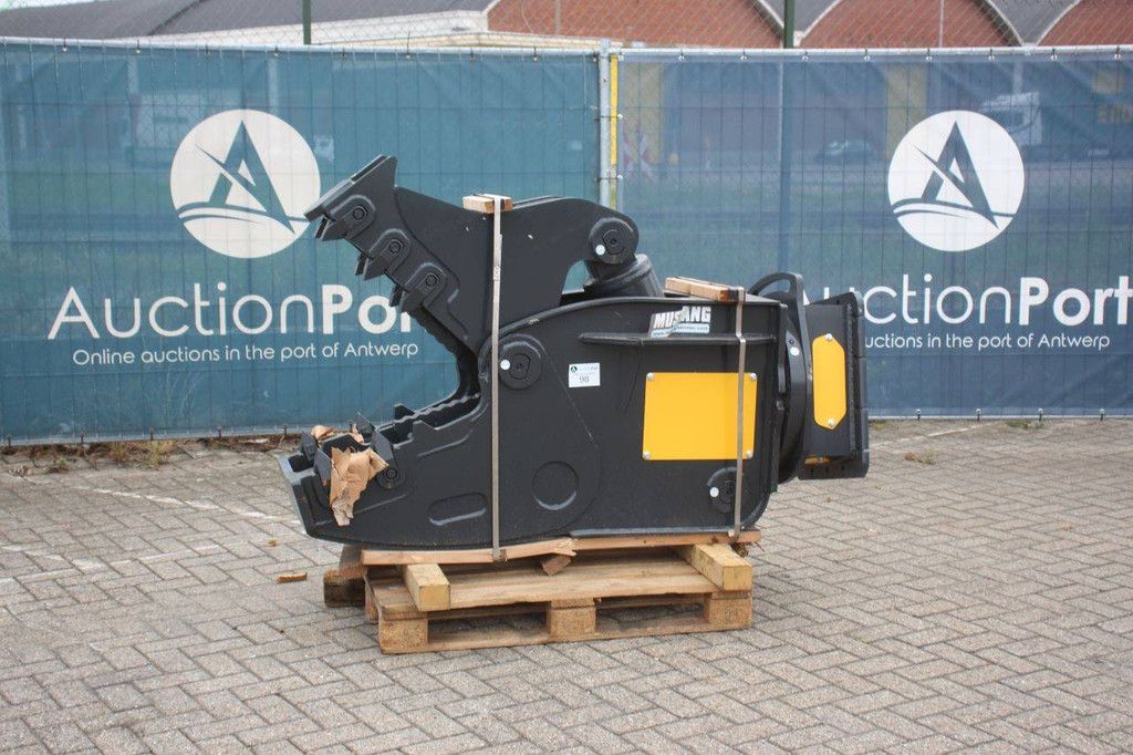 Mustang RH16 Concrete Crusher 2022 New