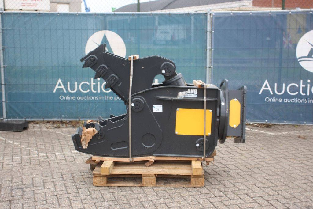 Mustang RH16 Concrete Crusher 2022 New