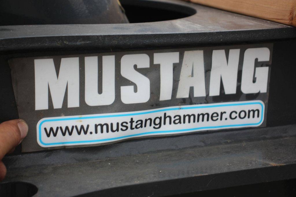 Mustang RH16 Concrete Crusher 2022 New