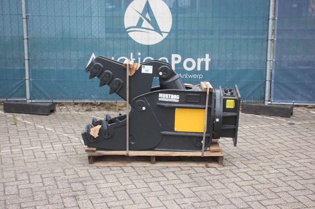 Mustang RH12 Betonbrecher 2022 Neu