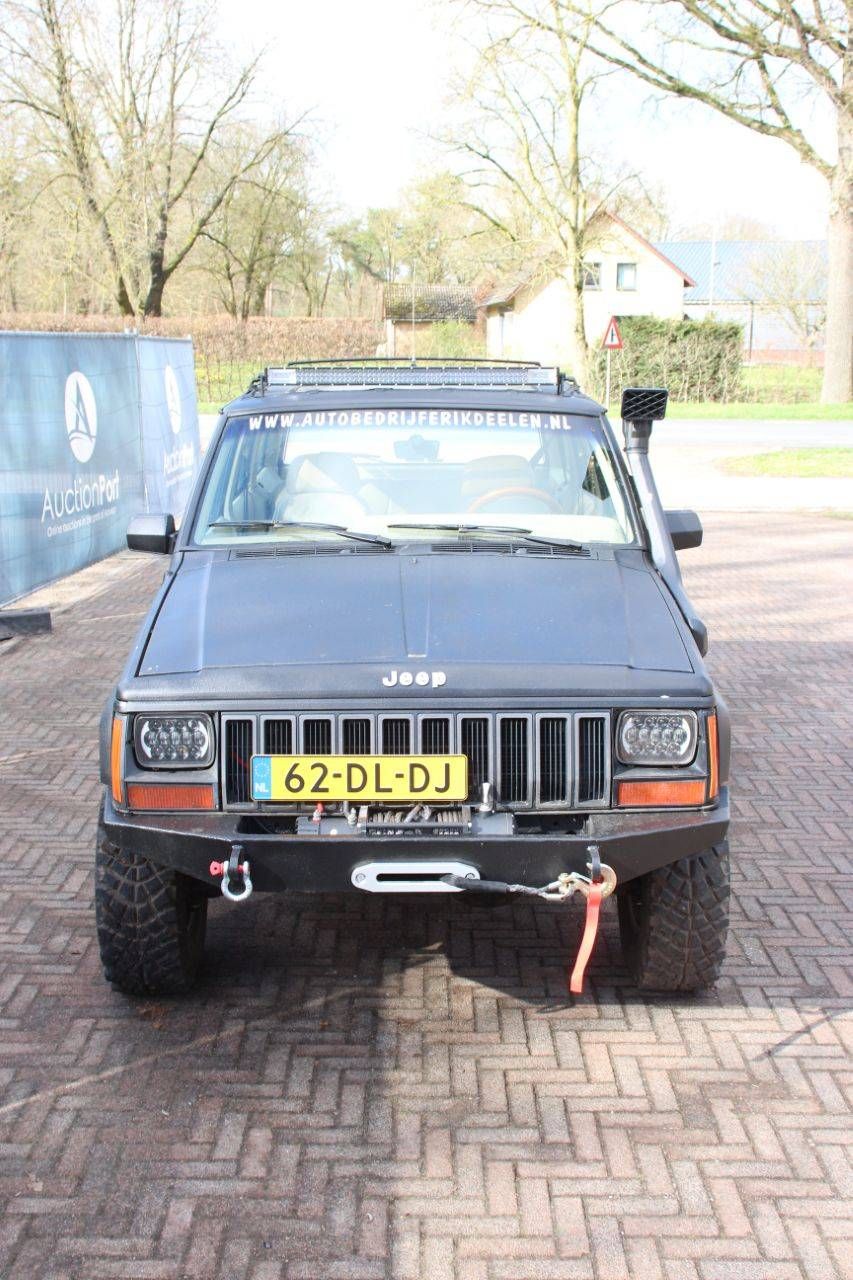 Jeep Cherokee Limited Benzin 1987 (Margin)