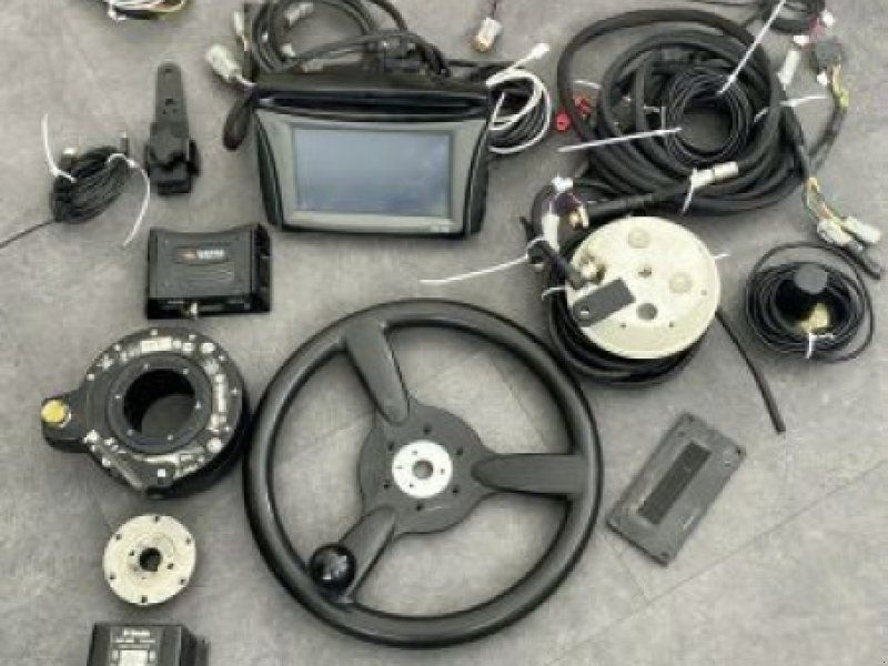 GEBR. TRIMBLE CFX 750 RTK