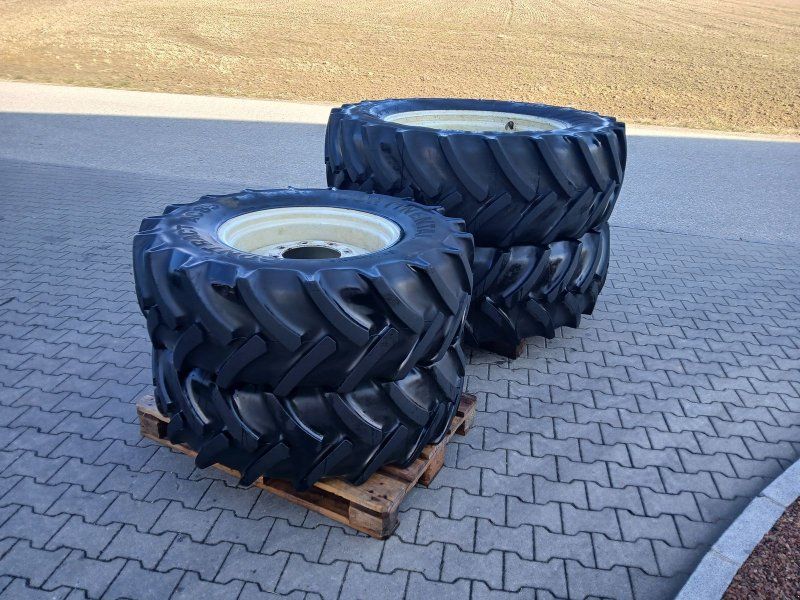 Continental 380/85R24+460/85R34 zu Steyr Serie 9000 und MT