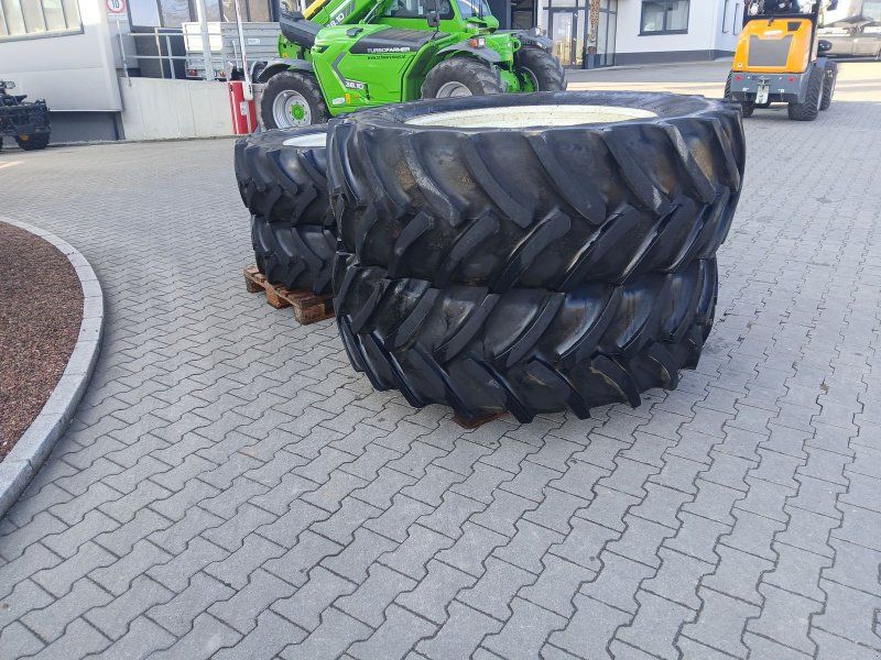 Continental 380/85R24+460/85R34 zu Steyr Serie 9000 und MT