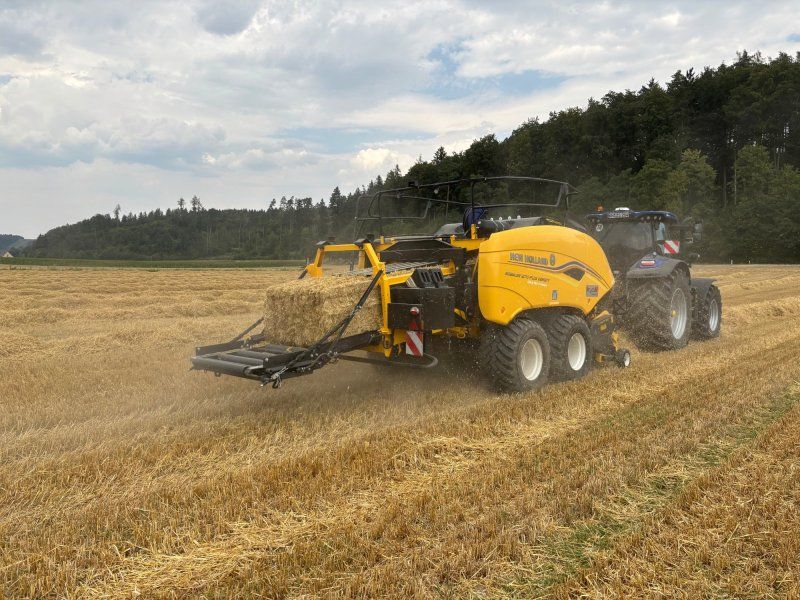 New Holland Großpackenpresse Ultracutter | 57 Messer *Frühbezugsaktion bis 3